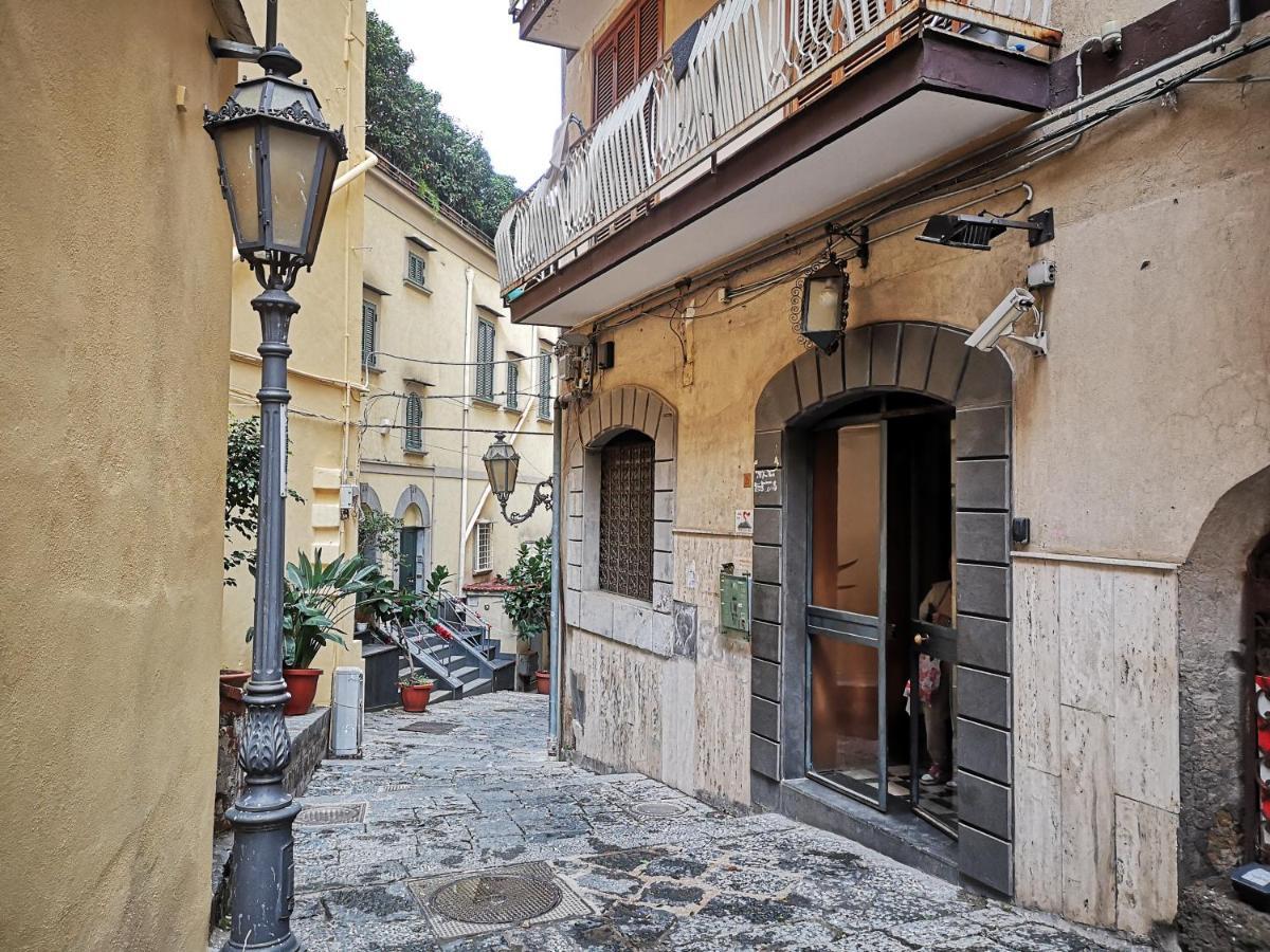 Room&Chiaia Naples Exterior photo